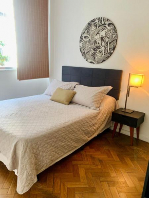 COPACABANA - Lindo apartamento na quadra da praia